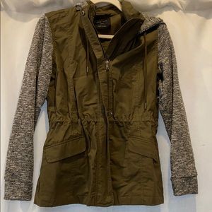 Hooded jacket with Heathered Gray sleeves